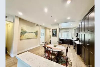 10604 Valley Spring Lane #105, Toluca Lake, CA 91602 - Photo 3