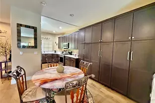 10604 Valley Spring Ln, Toluca Lake, CA 91602 - Photo 7