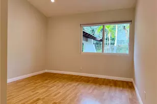 2080 Ashington Dr, Glendale, CA 91206 - Photo 17