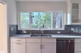 2080 Ashington Dr, Glendale, CA 91206 - Photo 9