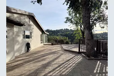 2080 Ashington Drive, Glendale, CA 91206 - Photo 29