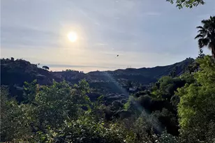 2080 Ashington Dr, Glendale, CA 91206 - Photo 31