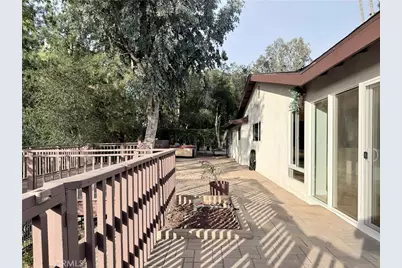 2080 Ashington Drive, Glendale, CA 91206 - Photo 27