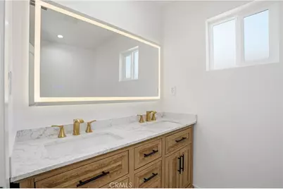 12952 Elkwood, North Hollywood, CA 91605 - Photo 21