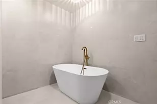 4477 Wilshire Blvd, Los Angeles, CA 90010 - Photo 19