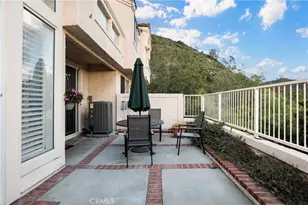 1942 Caminito De La Estrella, Glendale, CA 91208 - Photo 13