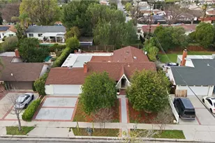 8443 Remmet, Canoga Park, CA 91304 - Photo 5