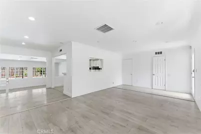 8443 Remmet, Canoga Park, CA 91304 - Photo 9