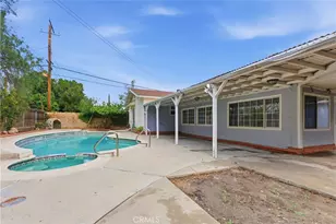 8443 Remmet, Canoga Park, CA 91304 - Photo 37