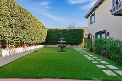 5558 Edgewood Place, Los Angeles, CA 90019 - Photo 3