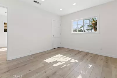 11753 Blythe, North Hollywood, CA 91605 - Photo 7