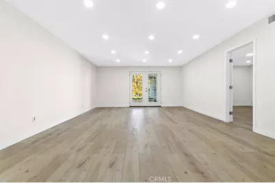 11753 Blythe, North Hollywood, CA 91605 - Photo 5