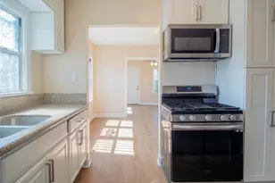 1805 W 35th St, Los Angeles, CA 90018 - Photo 11