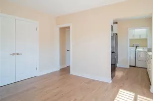 1805 W 35th St, Los Angeles, CA 90018 - Photo 9