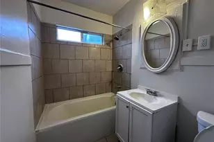 1805 W 35th St, Los Angeles, CA 90018 - Photo 43