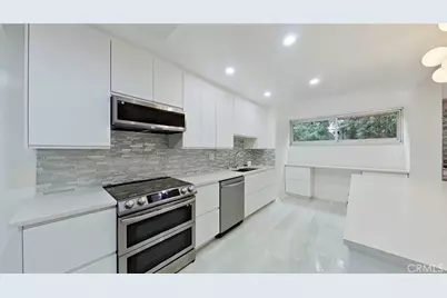 10450 Wilshire Boulevard #2A, Los Angeles, CA 90024 - Photo 1