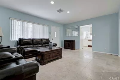 6648 Gaviota Avenue, Lake Balboa, CA 91406 - Photo 7