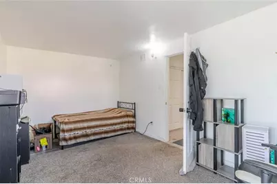 7230 Case Avenue, Los Angeles, CA 91352 - Photo 17