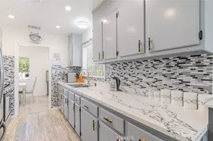 7230 Case Ave, Los Angeles, CA 91352 - Photo 11