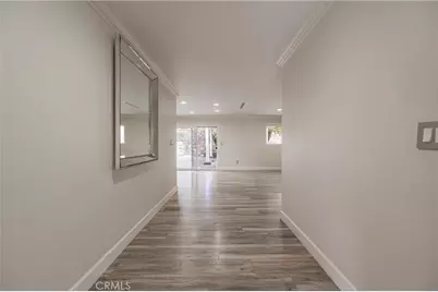 9434 McLennan Avenue, Northridge, CA 91343 - Photo 5