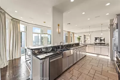 800 W 1st #3203, Los Angeles, CA 90012 - Photo 9