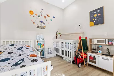 427 E Orange Grove Ave #301, Burbank, CA 91501 - Photo 25