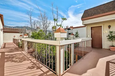 427 E Orange Grove Ave #301, Burbank, CA 91501 - Photo 33