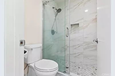 427 E Orange Grove Ave #301, Burbank, CA 91501 - Photo 21