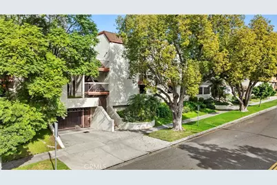 427 E Orange Grove Ave #301, Burbank, CA 91501 - Photo 41