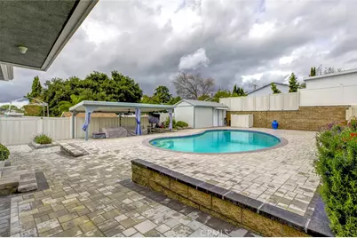 6911 Valmont Street, Tujunga, CA 91042 - Photo 33