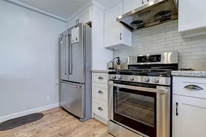 6911 Valmont Street, Tujunga, CA 91042 - Photo 23