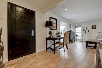 6911 Valmont Street, Tujunga, CA 91042 - Photo 7