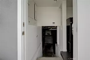 6911 Valmont St, Tujunga, CA 91042 - Photo 31