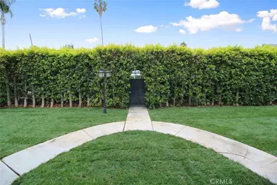 13573 Moorpark Street, Sherman Oaks, CA 91423 - Photo 3