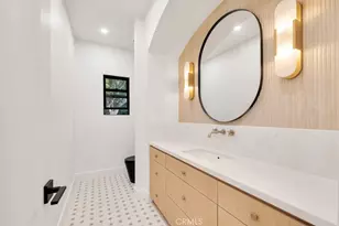 4239 Tarzana Estates Dr, Tarzana, CA 91356 - Photo 19