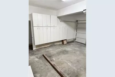 18319 Hart Street #3, Reseda, CA 91335 - Photo 17