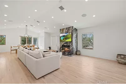 7628 Airlie, Tujunga, CA 91042 - Photo 9