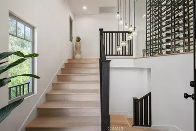 7628 Airlie, Tujunga, CA 91042 - Photo 3