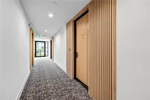 10352 Riverside Dr, Toluca Lake, CA 91602 - Photo 9