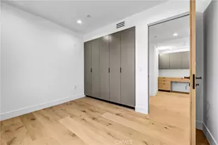 10352 Riverside Dr, Toluca Lake, CA 91602 - Photo 31