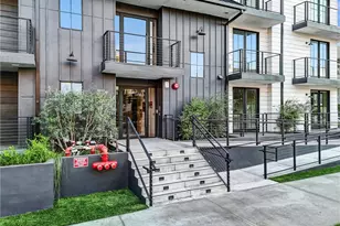 10352 Riverside Dr, Toluca Lake, CA 91602 - Photo 5