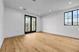 10352 Riverside Dr, Toluca Lake, CA 91602 - Photo 21