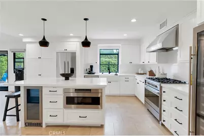 19943 Oxnard, Woodland Hills, CA 91367 - Photo 9