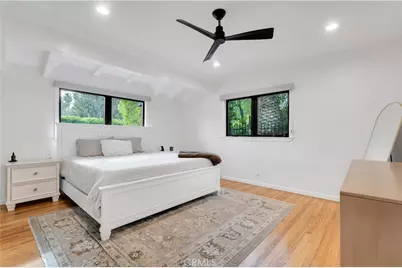 19943 Oxnard, Woodland Hills, CA 91367 - Photo 15