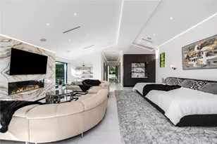 677 Nimes Rd, Los Angeles, CA 90077 - Photo 25