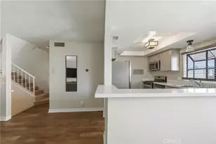 14715 Saticoy St, Van Nuys, CA 91405 - Photo 23