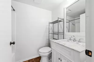 14715 Saticoy Street #14, Van Nuys, CA 91405 - Photo 31