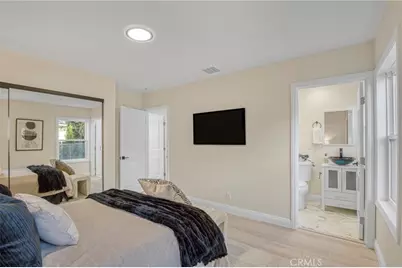 19120 Bessemer, Tarzana, CA 91335 - Photo 19