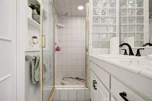 15556 Valerio, Van Nuys, CA 91406 - Photo 23