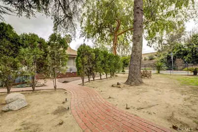 15556 Valerio, Van Nuys, CA 91406 - Photo 3